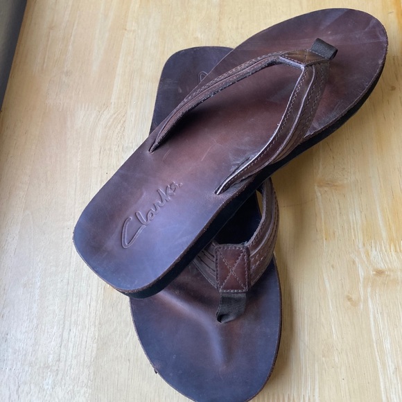 Clarks | Shoes | Clarks Mens Leather Flip Flops 3 | Poshmark